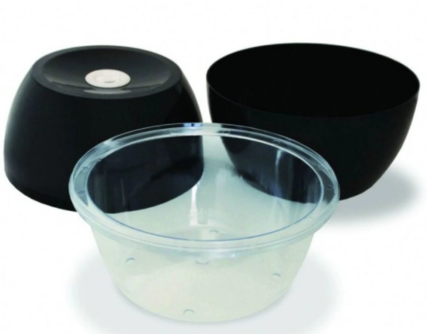 Набор для выращивания растений, включающий в том числе комплект для выращивания растений на свету и комплект для выращивания растений в темноте 