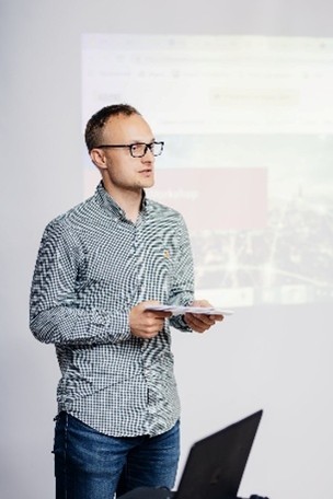 Илья Клестов