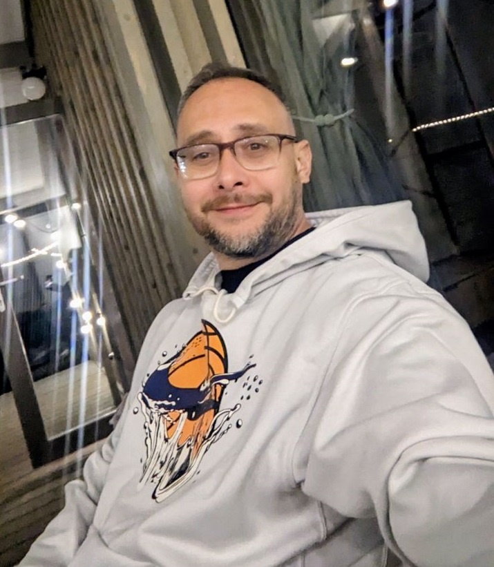 Дмитрий Симак