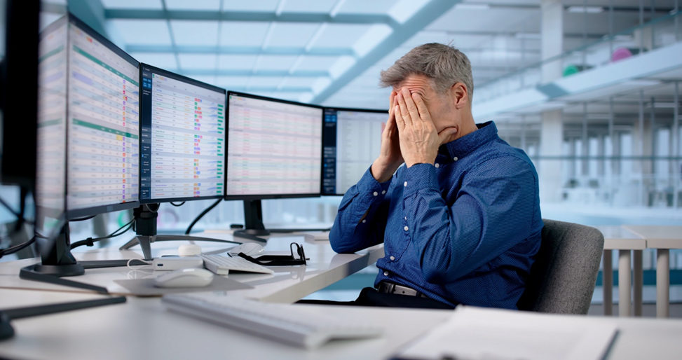 Многие компании ведут учет ПО в электронных таблицах, что на практике приводит к ошибкам